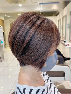 アッシュ 保土ヶ谷店(Ash) 「ナチュラル白髪ぼかしスタイル」