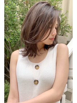 トルネード(TORNADO) 外国人風レイヤーロブビターグレージュ　n3.13