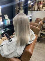 バズ サッポロ バイ フィーネ(BuzZ sapporo by Fi-Ne)&nbsp;グレージュカラー