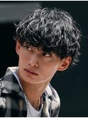 難波ツイストパーマメンズスパイラルパーマフェザーショート色気