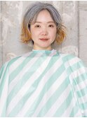 グレイヘア×ビビッドオレンジ★エアリー大人ミニボブ[40代50代]