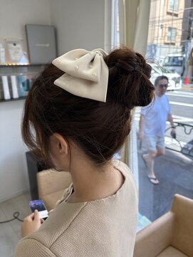 ヘアーメイク ニューヨーク 千駄木店(Hair Make NEWYORK) ふんわりお団子スタイル