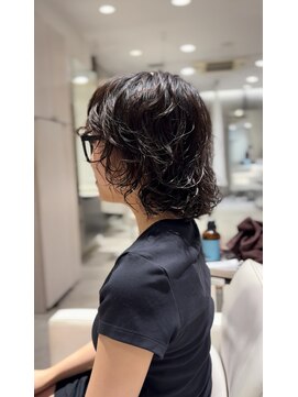 ミリ(milli Produce by ITAKURA) ウルフボブパーマ