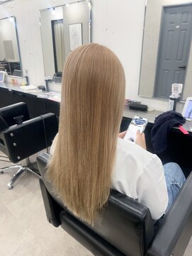 プライズ 所沢プロぺ通り店(prize) ミルクティーベージュ ハイトーン 所沢