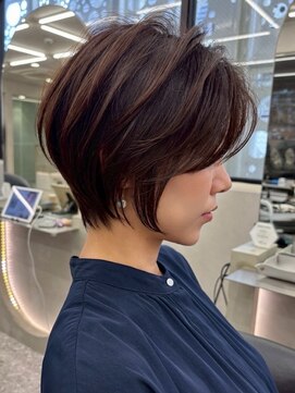 アスター 天神大名店(Aster) くすみベージュ/細めハイライト/ショート/白髪ぼかし/小顔/天神