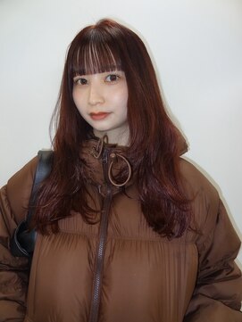 ヌーヴ(Nu:v) レイヤーカット/赤髪