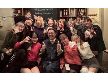 スタイル 横浜(STYLE)の写真/女性スタッフが多くてとにかく楽しい雰囲気！超仲良しチームで毎日笑顔あふれるサロンです(笑)(笑)