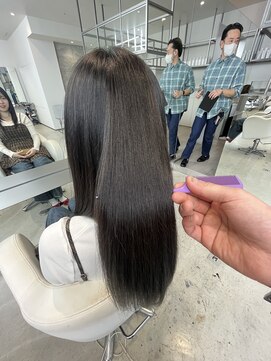 リタブランシェ(Lita branche) レディースカット＋COTA生トリートメント￥7700