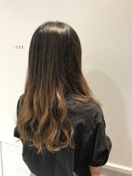 コム(com by neolive) 毛先カラー2