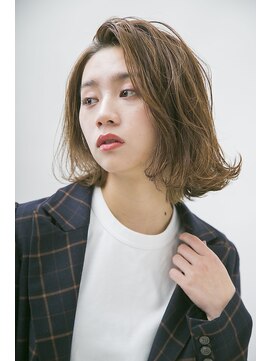 クロエ 梅田(Cloe) 大人かわいい抜け感ボブ