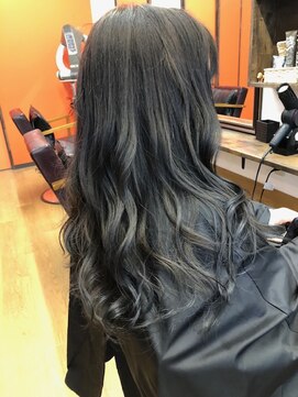 ヘア プロデュース アイモ(Hair Produce Aimo) ブリーチなしでキレイなグラデーションデザインカラー☆