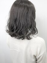 ネイヴィル(navile)&nbsp;☆グレージュシークレットカラーリラックスウェーブロブ☆navile