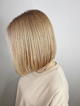 チェレ ロッソ 金剛店(Chere rosso) ブロンドStyle×オトナの前下がりボブ×大人Bob