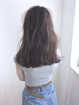 リス(lys)&nbsp;ナチュラルセミロング