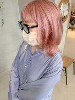 テトヘアー(teto hair) 薄いピンク、ピンクベージュ、ブリーチ2回、くびれウルフ
