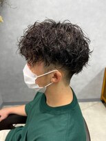 リット×ベリエ(Lit.×belier)&nbsp;ツイストスパイラルパーマ波巻きスパイラルパーマツーブロック