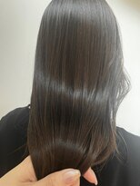 フラット(flat) 圧倒的ツヤヘアー