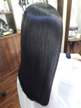 ベースヘアー(BASE hair)の写真/「ストレート＝まっすぐ！」だけじゃない。ナチュラルな”自分史上最高”の仕上がりを♪