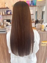 サリュー バイ イザ(Salut by IZA)&nbsp;縮毛矯正でさらさらロングヘア