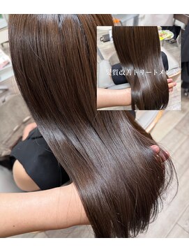 ルージュバイグルーブ(rouge.by.groove) ツヤのある髪の毛へ