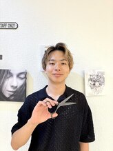 アース オーセンティック 松山銀天街店(EARTH Autentic) 伊藤 隆星