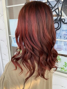 フリー(Free) 脱白髪染め白髪ぼかしシークレットハイライト×ロングヘアー