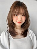 ダークアッシュ愛され美髪ミディアムレイヤーカットモテ髪