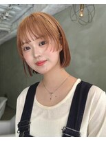 ピカイチテンジン エムスラッシュ(pikAicHi Tenjin×M.SLASH)&nbsp;ハイトーン×ツヤ顎ラインショートボブ