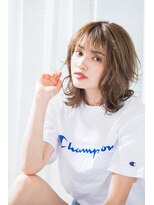 ヴァンクシー バイ ルナ(VANKCY by Luna) 外ハネ ボブ 大人ボブ 伸ばしかけ グレージュ ひし形シルエット