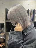 【渡辺みづき】ホワイトシルバー【町田駅】モードヘア/