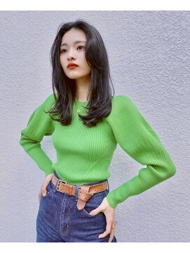 ググシーカ(GuGu SiiKA) セミロングレイヤー