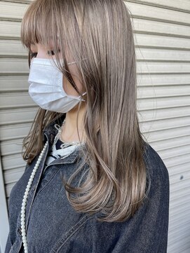 ネリネ(Nerine) シルキーベージュ