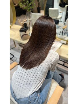 ティア(Tia.) 縮毛矯正/巻ける縮毛矯正/髪質改善トリートメント/ロングヘア