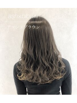 リアラ 渋谷(LIALA) ブリーチ、ダブルカラー、インナーカラー、イヤリングカラー