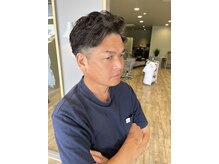 ザメンバイリオス(THE MEN. BY LIOS)