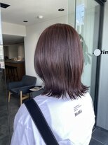 エミタス 柳通り(Emitas.)&nbsp;ほんのりピンクのアッシュブラウン×くびれ外はねボブ