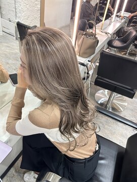 ブレンド 渋谷(BLend) ハイライトミディアムヘア暗めカラーオリーブグレー