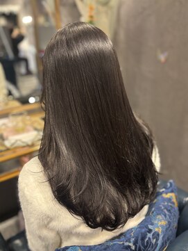 アルベラ(ALVELLA) 透明感レイヤースタイル