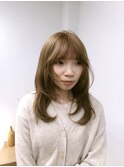 beige×ミディアムレイヤー