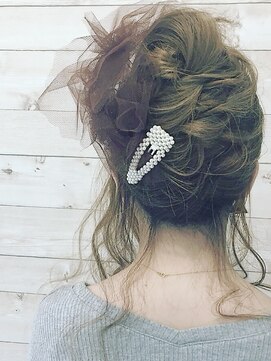 ヘアメイク エンカレッジ(HAIR MAKE encourage) カジュアルルーズ夜会+ヘアアクセarrange