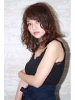 ソア 武蔵小杉(SOAR) モードな3Dカラーのミニマムボブノットヘアonジグザグバング