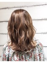 ラウレアヘアー(Laule'a hair)&nbsp;外ハネミディ