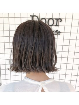 ヘアーアンドライフ ドア(hair&life Door) 【お手入れ楽チン♪】ミニボブ×秋冬アッシュ