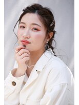 エミュ 天文館店(eMu) グレージュ×ツイン編み込みアレンジ