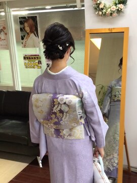 ヘアサロン ユニティ(Hair Salon Unity) ゆるふあシニヨンスタイル