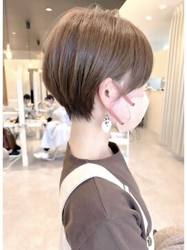 ヴィサージュタイム(VISAGE thyme) 耳掛けショート/丸みショートボブ/マッシュショート/ベージュ
