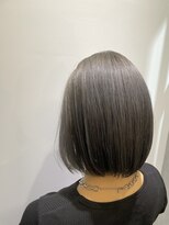エニドット(Eni..) グレージュ大人かわいいミニボブ