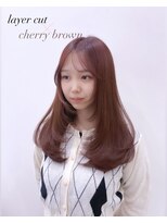 ジーナ サンシャイン通り池袋(Zina)&nbsp;レイヤーカット×チェリーブラウン【Zina kana】