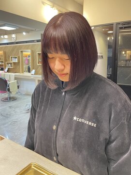 ヘア プロデュース キュオン(hair produce CUEON.) ミニボブ×チェリーレッド