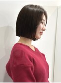 丸く見えないのに収まる、切りっぱなしボブ×パープルブラック